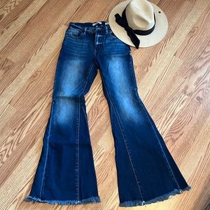 Kancan kurvy mid rise super flare